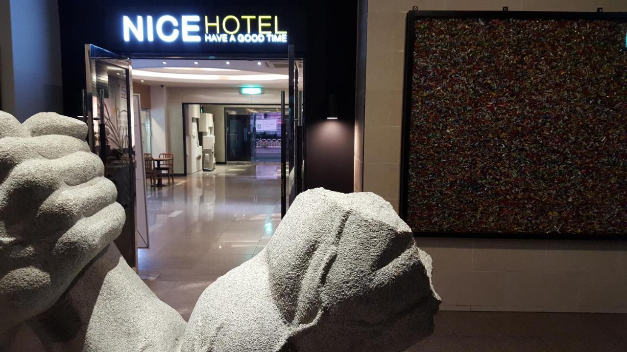 Nice Hotel Uijeongbu Exterior foto